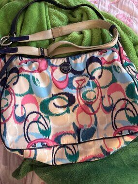 Coach Signature Ikat Print Hobo/Crossbody Bag Purse C1320 F24452